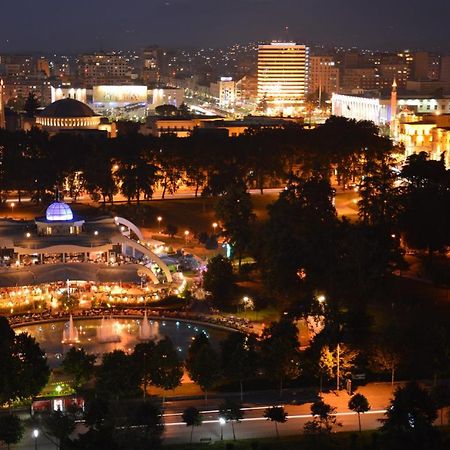 Belux Hotel Tiranë Luaran gambar
