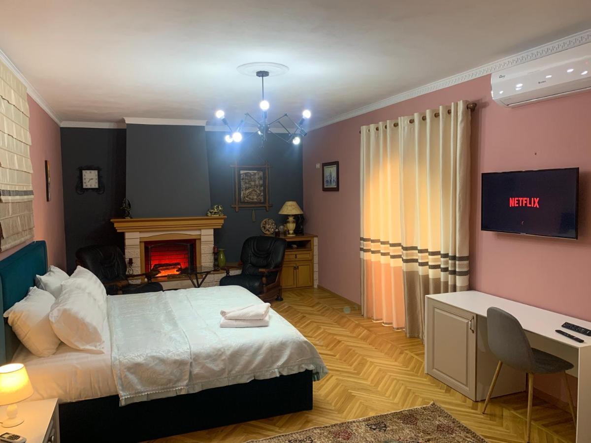 Belux Hotel Tiranë Luaran gambar