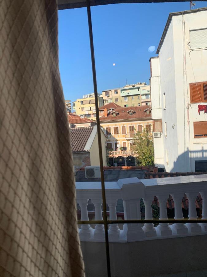Belux Hotel Tiranë Luaran gambar