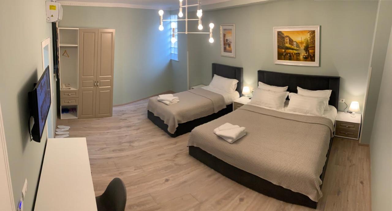 Belux Hotel Tiranë Luaran gambar